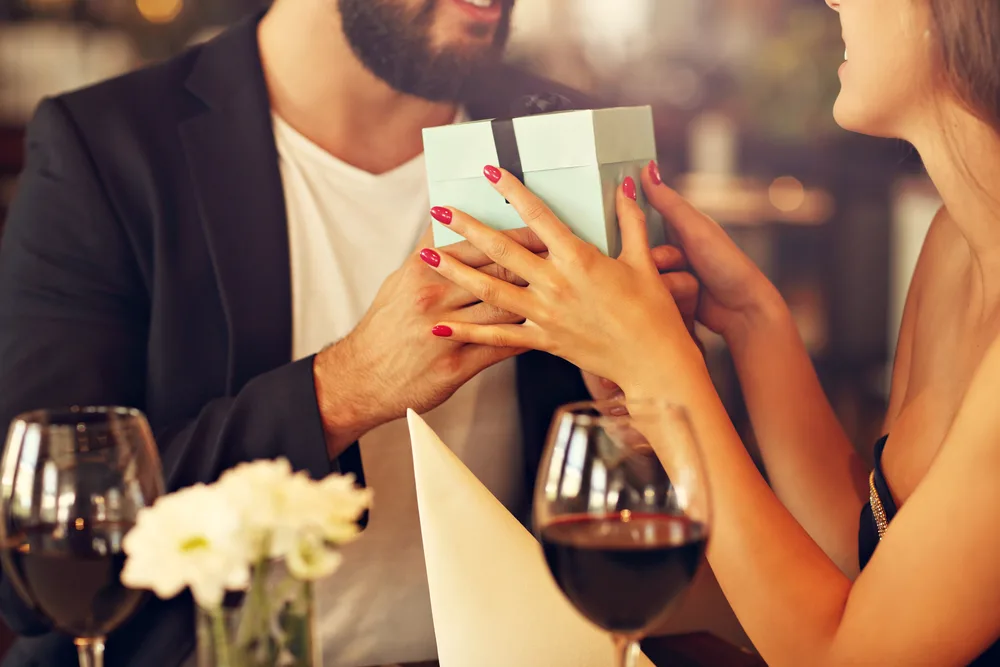 Gift A Romantic Fragrance To Your Significant Other
